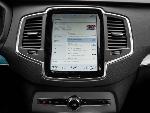 2017 Volvo XC90 T6 Momentum