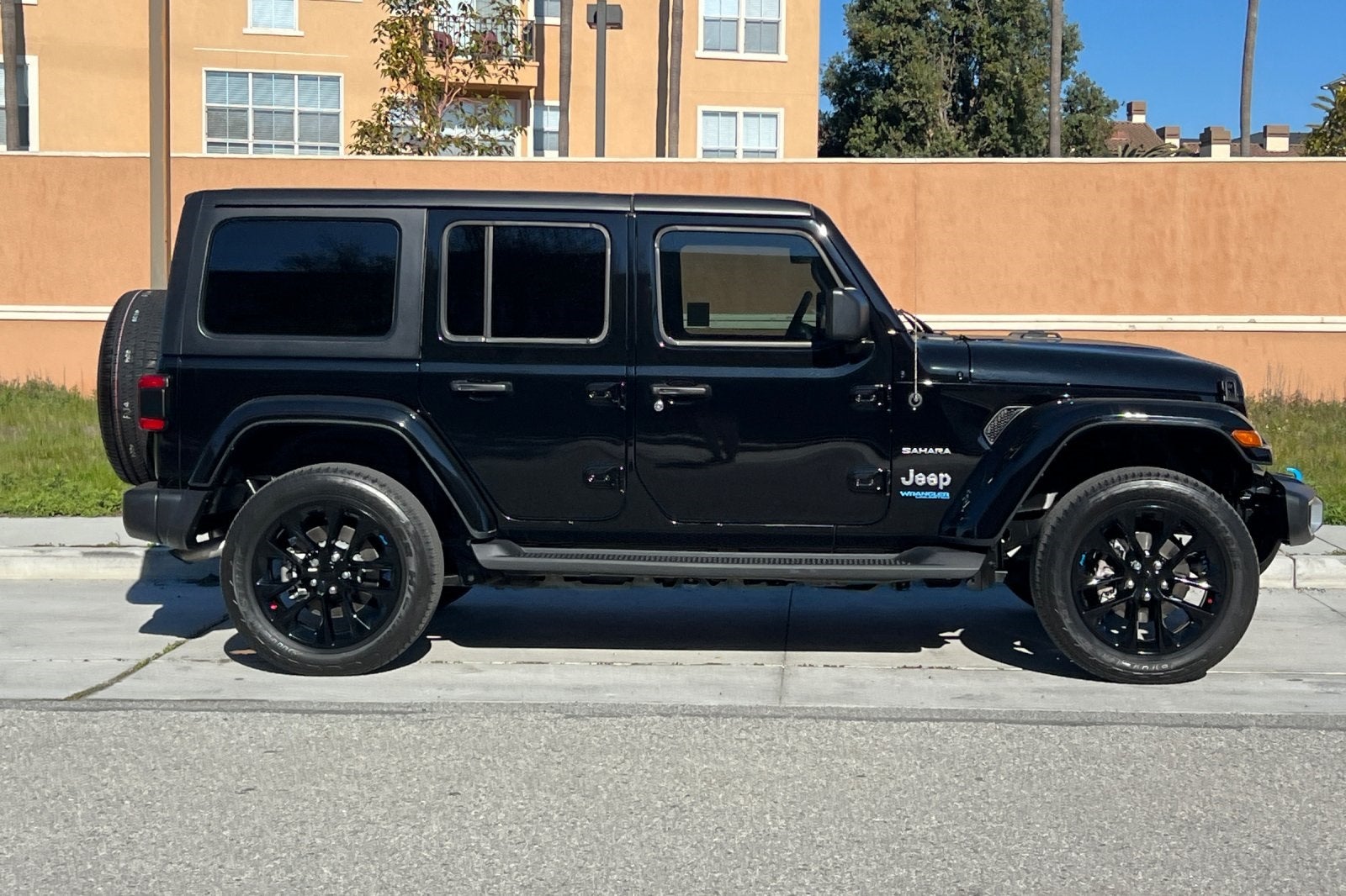 2022 Jeep Wrangler Unlimited Sahara High Altitude 4xe