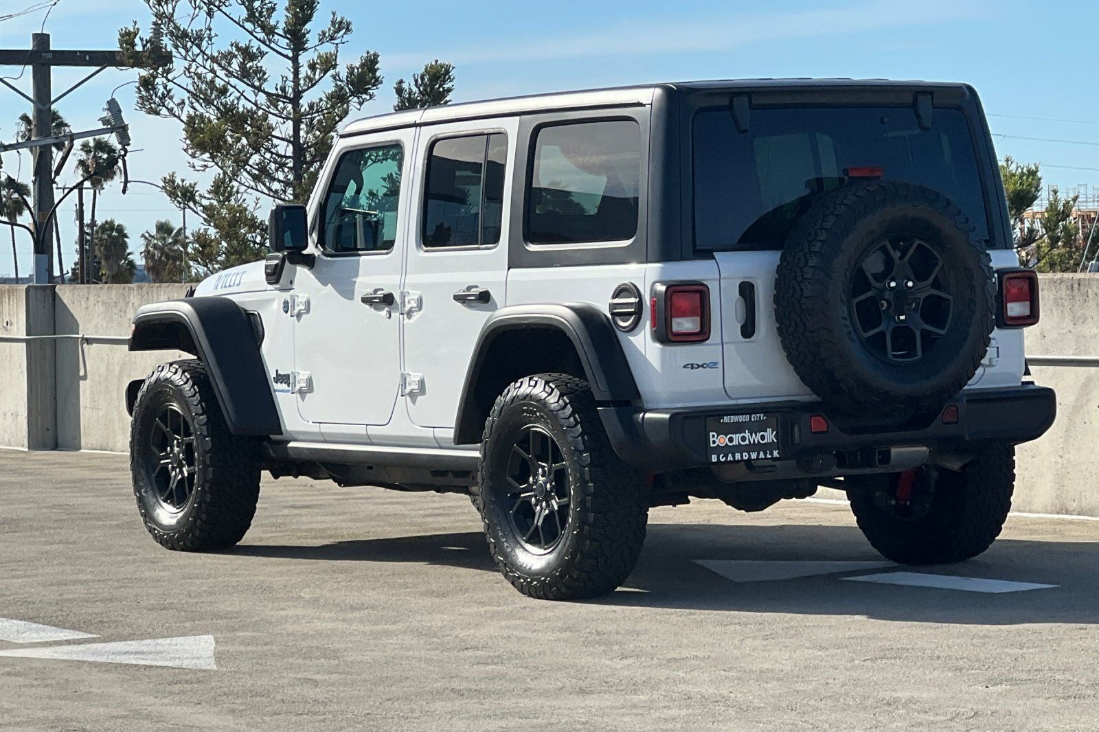 2025 Jeep Wrangler Willys 4xe CONVENIENCE GROUP