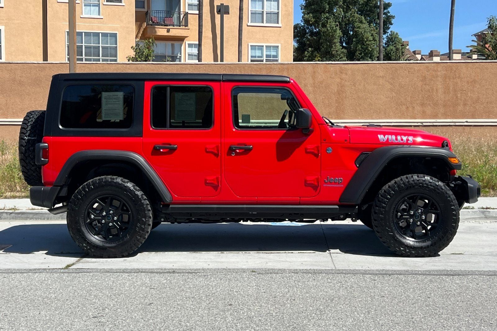 2025 Jeep Wrangler Willys 4xe