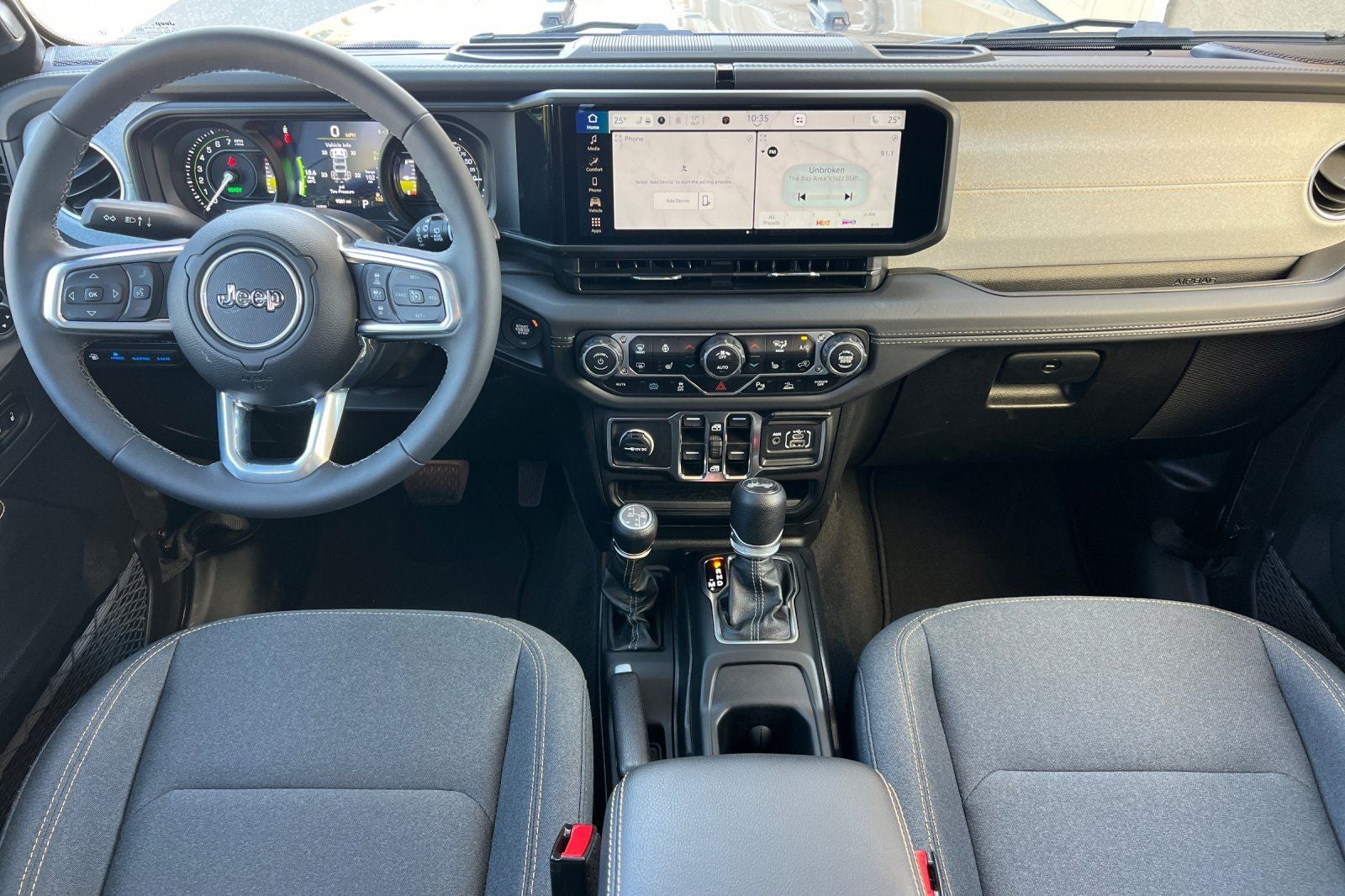 2025 Jeep Wrangler Sahara 4xe