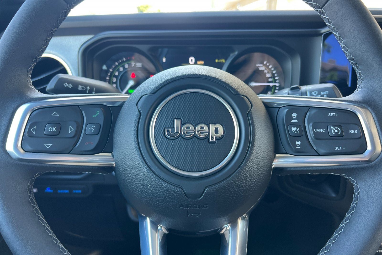 2025 Jeep Wrangler Sahara 4xe