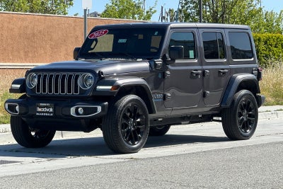 2025 Jeep Wrangler Sahara 4xe
