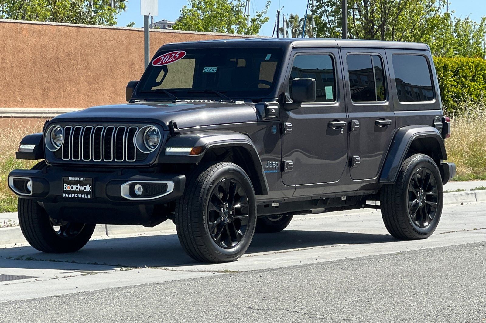 2025 Jeep Wrangler Sahara 4xe