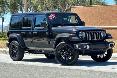 2025 Jeep Wrangler Sahara 4xe