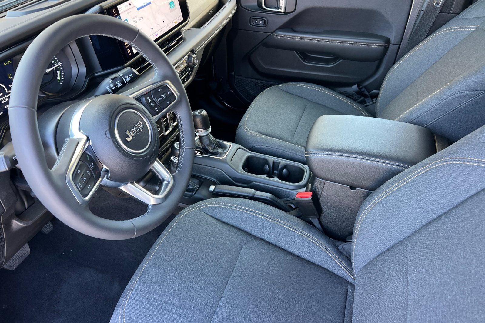 2025 Jeep Wrangler Sahara 4xe