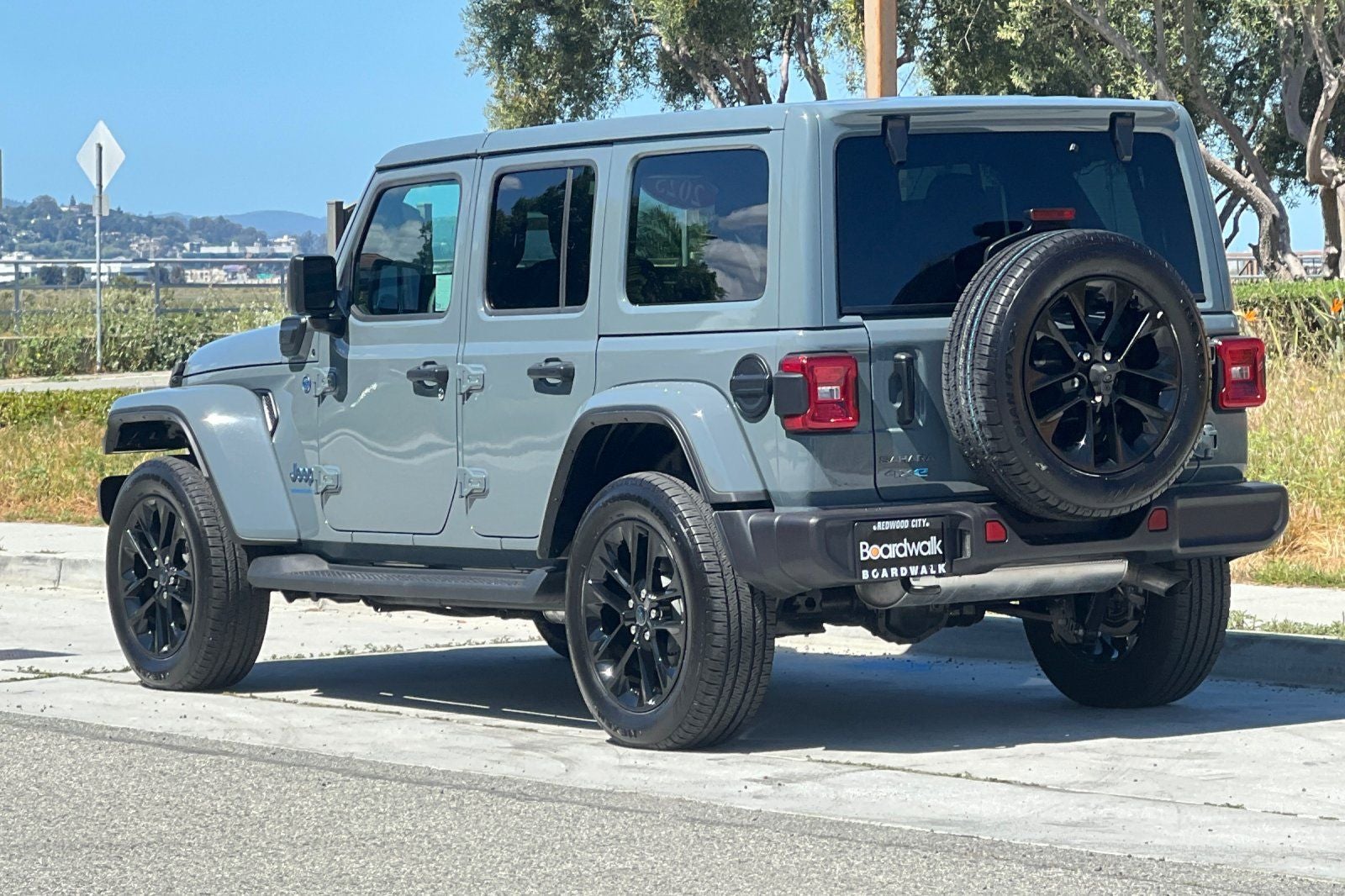 2025 Jeep Wrangler Sahara 4xe