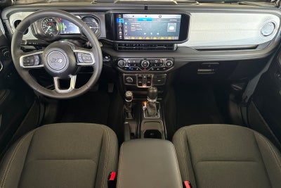 2025 Jeep Wrangler Sahara 4xe