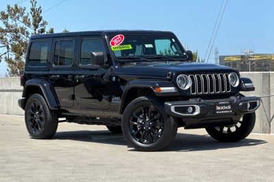 2025 Jeep Wrangler Sahara 4xe