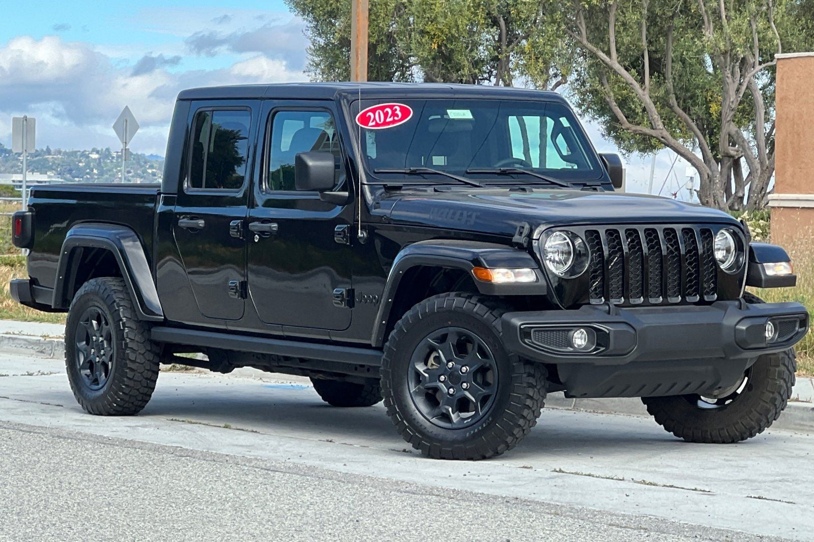 2023 Jeep Gladiator Willys