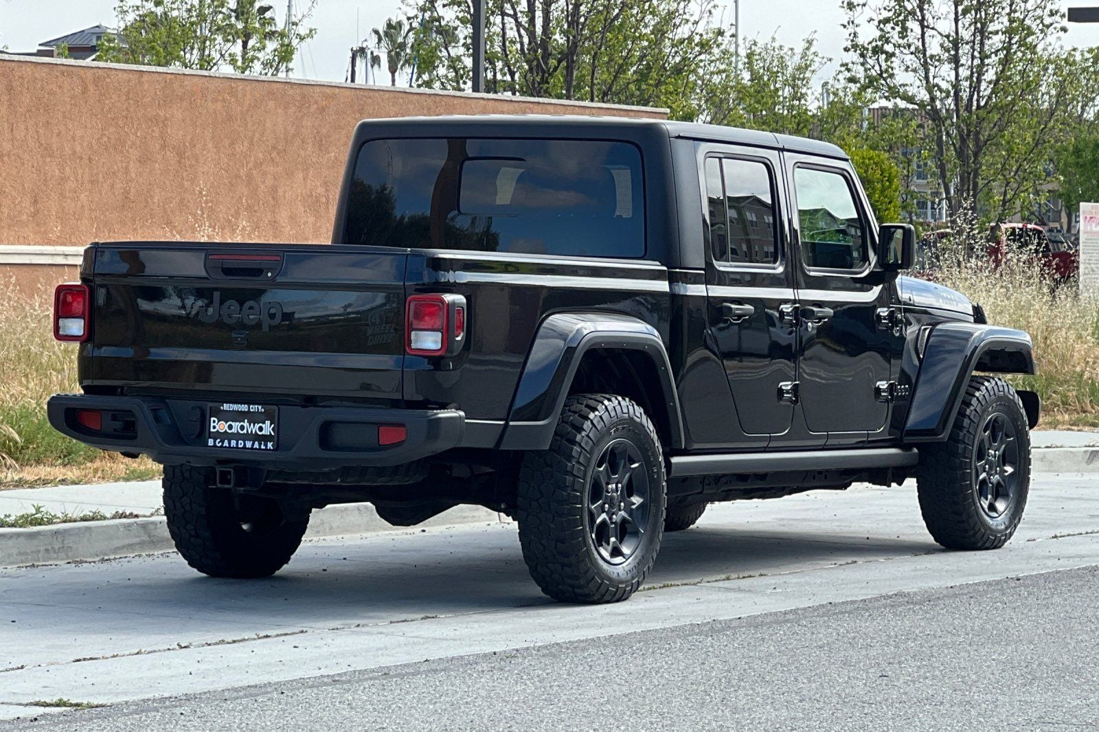 2023 Jeep Gladiator Willys