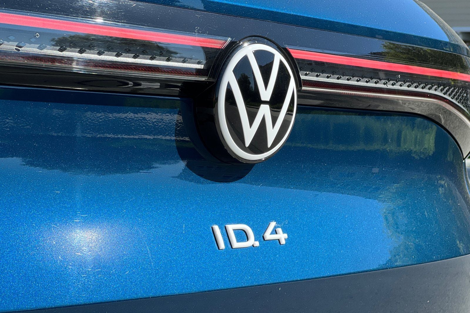 2023 Volkswagen ID.4 Pro