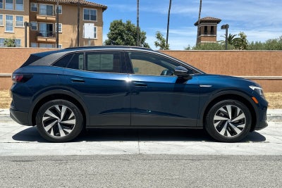 2023 Volkswagen ID.4 Pro