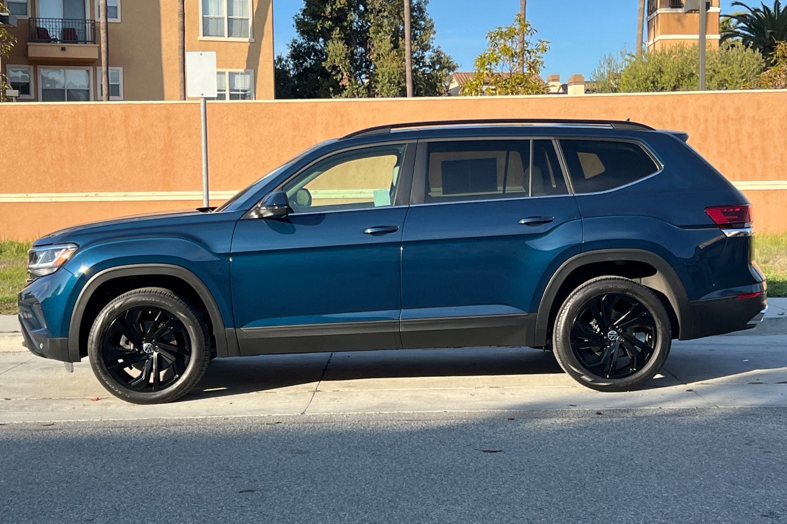 2021 Volkswagen Atlas 3.6L V6 SE w/Technology