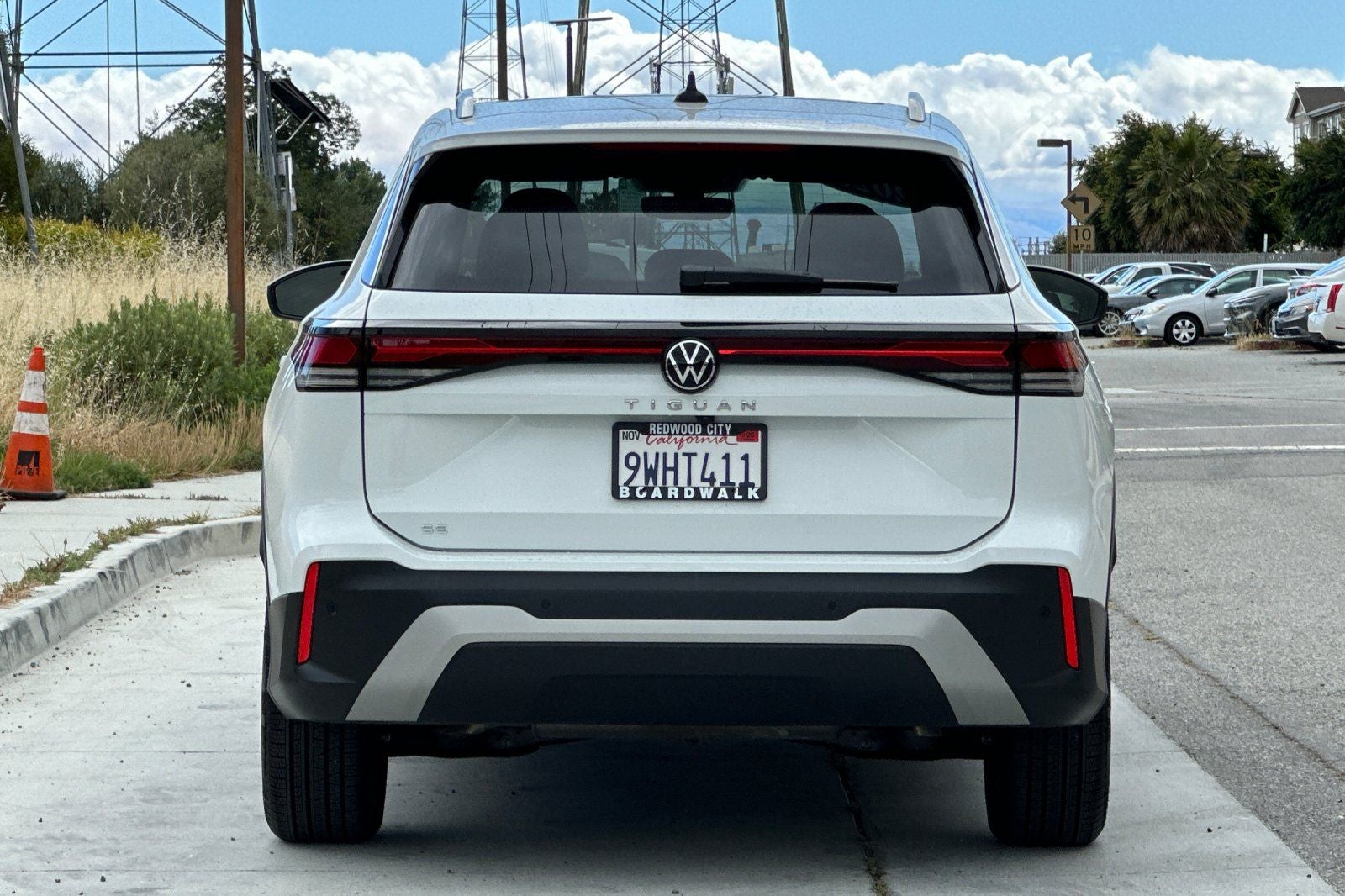 2026 Volkswagen Tiguan 2.0T SE