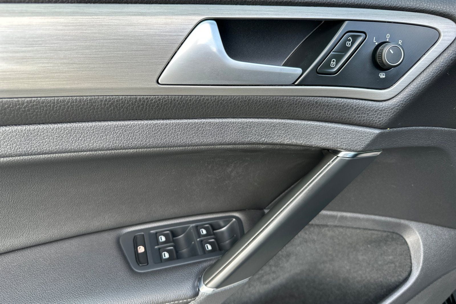 2015 Volkswagen Golf SportWagen S