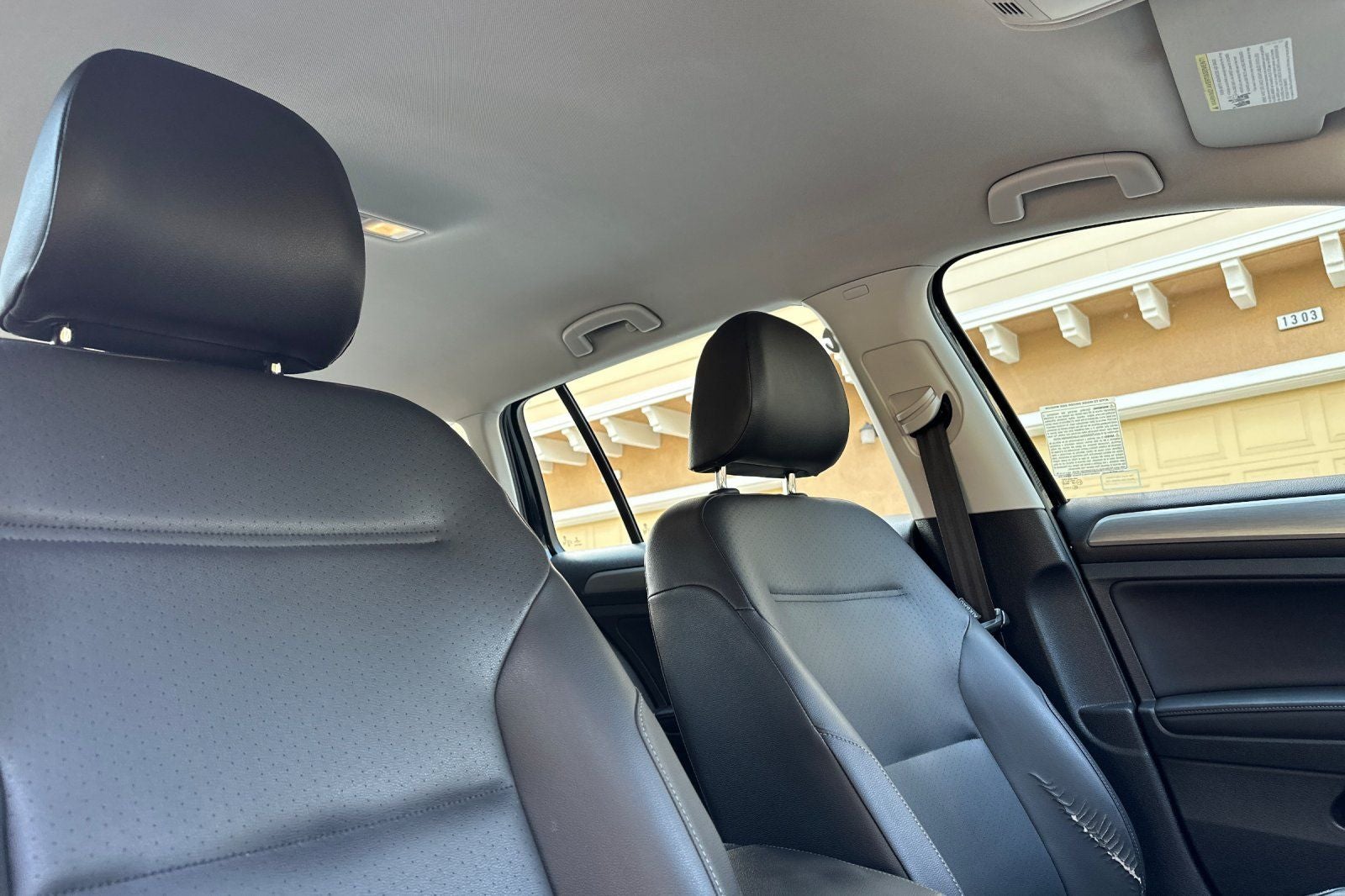 2015 Volkswagen Golf SportWagen S