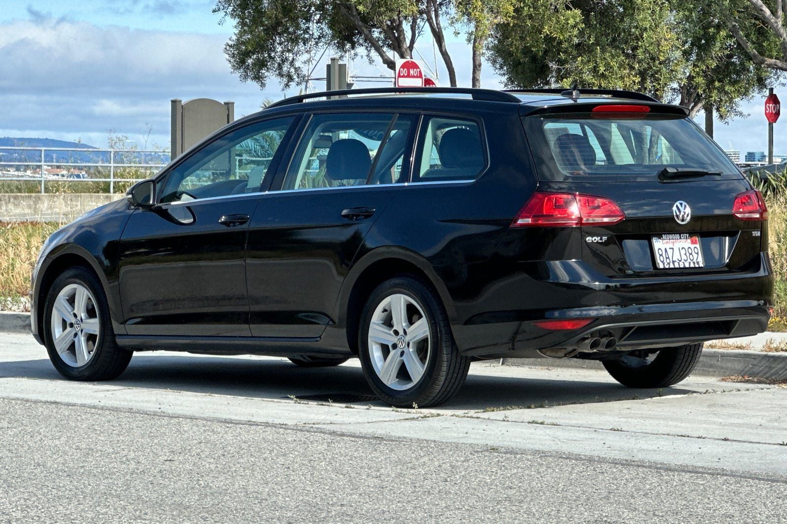 2015 Volkswagen Golf SportWagen S