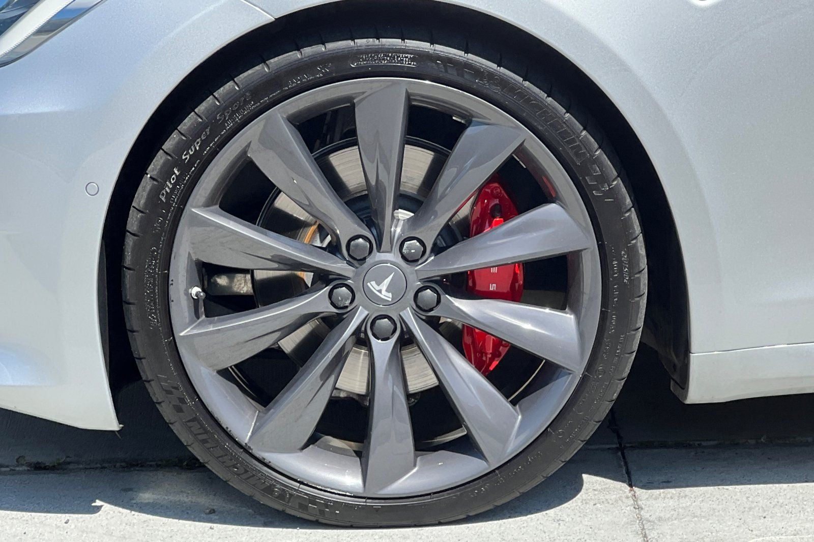 2016 Tesla Model S P90D