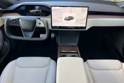2022 Tesla Model S Base