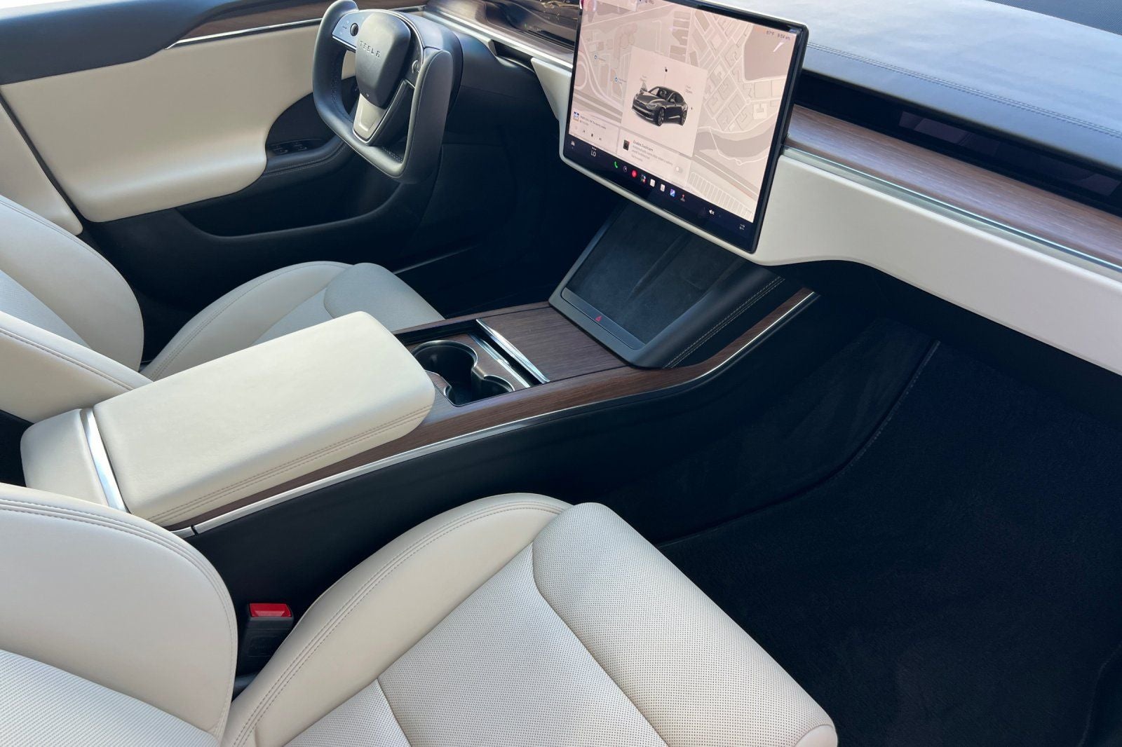 2022 Tesla Model S Base