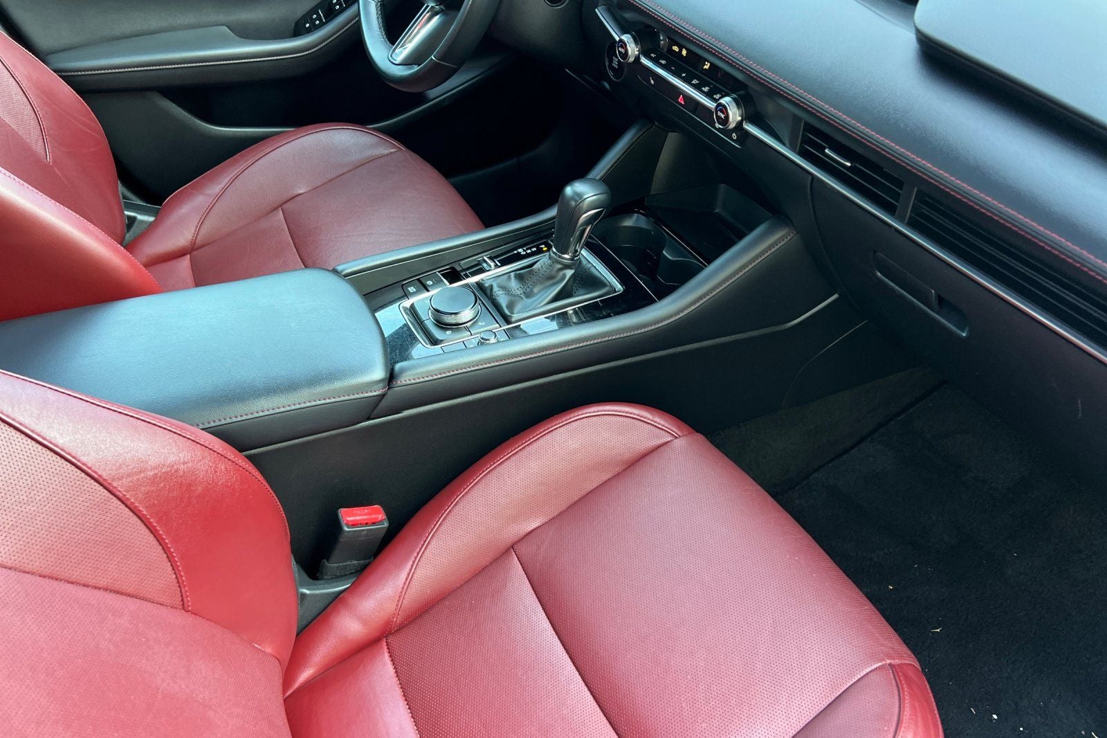 2024 Mazda Mazda3 2.5 S Carbon Edition