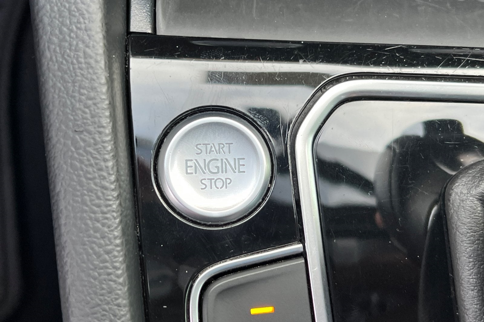 2019 Volkswagen Arteon 2.0T SEL R-Line