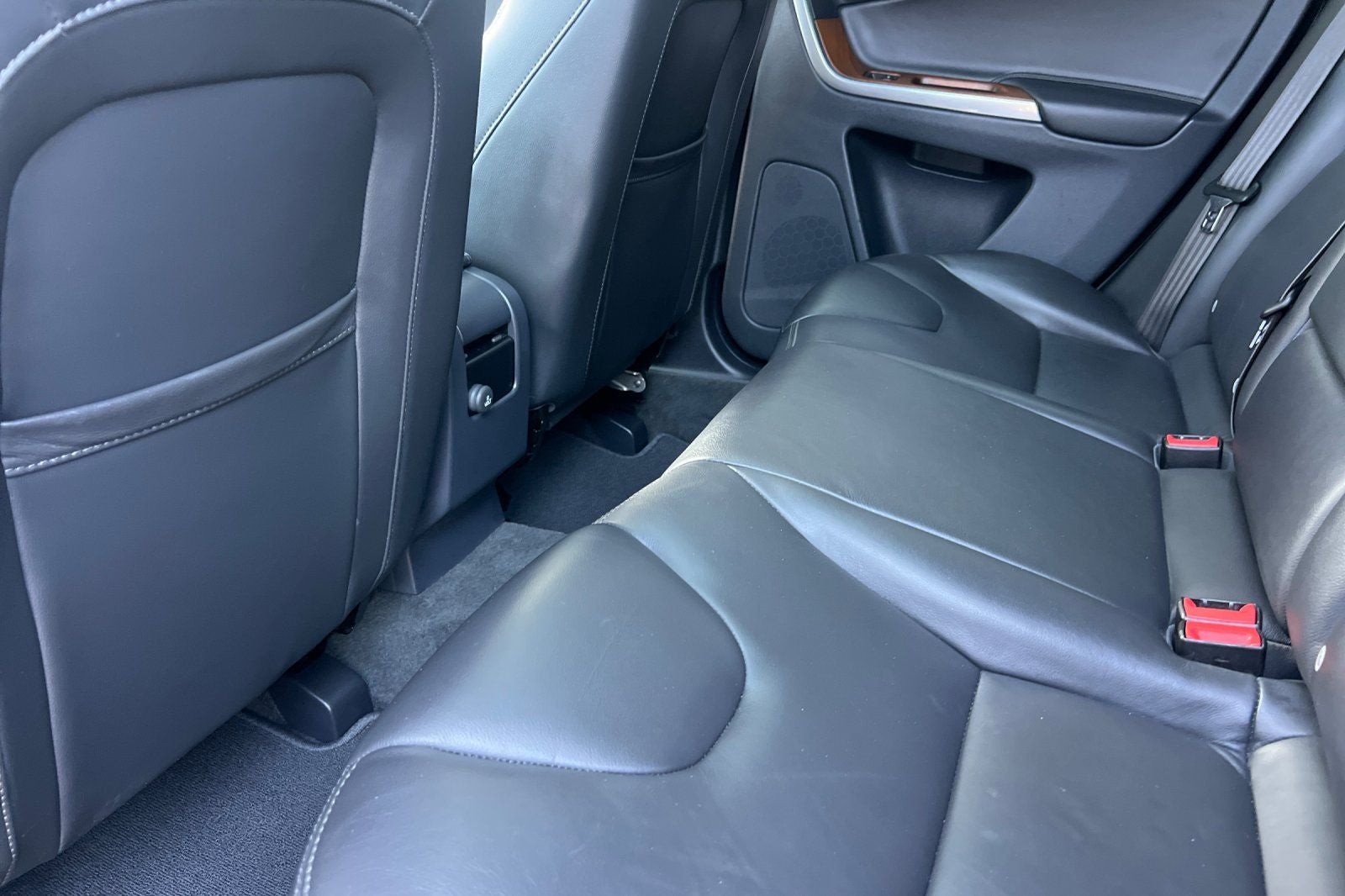 2017 Volvo XC60 T5 Inscription