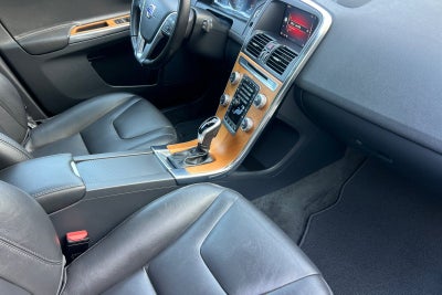 2017 Volvo XC60 T5 Inscription