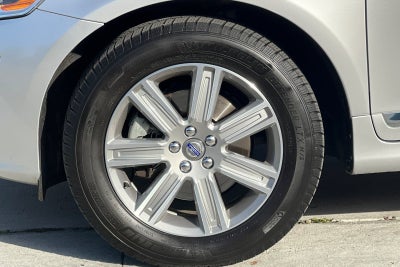 2017 Volvo XC60 T5 Inscription