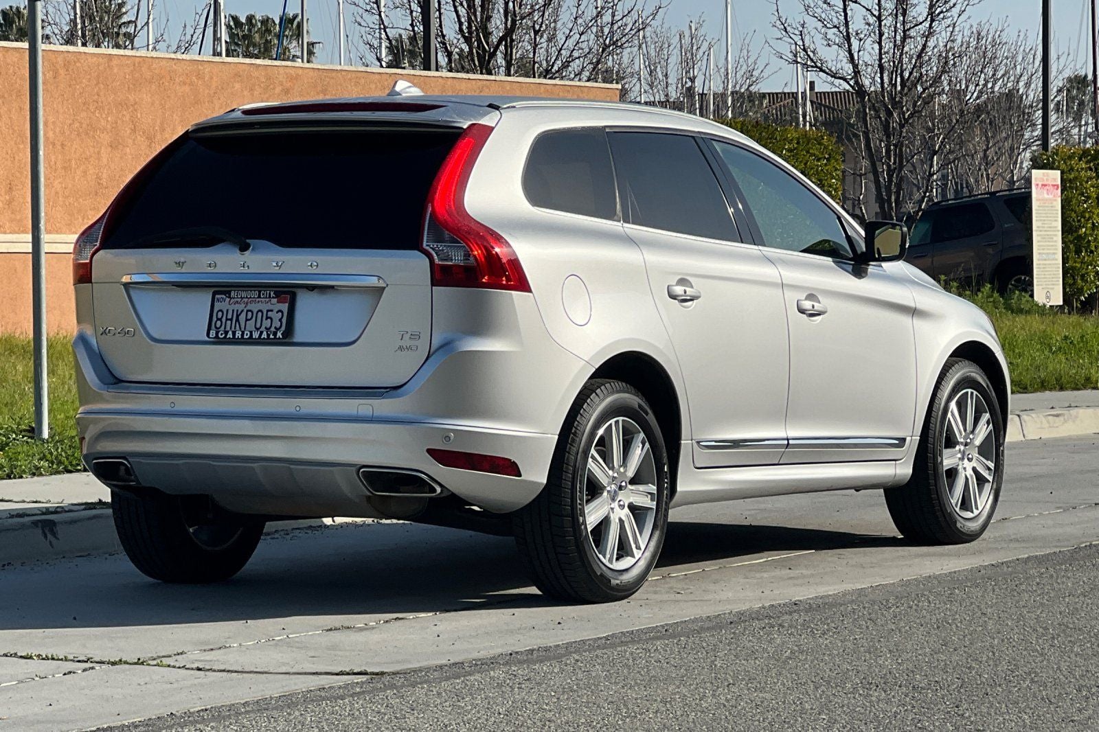 2017 Volvo XC60 T5 Inscription