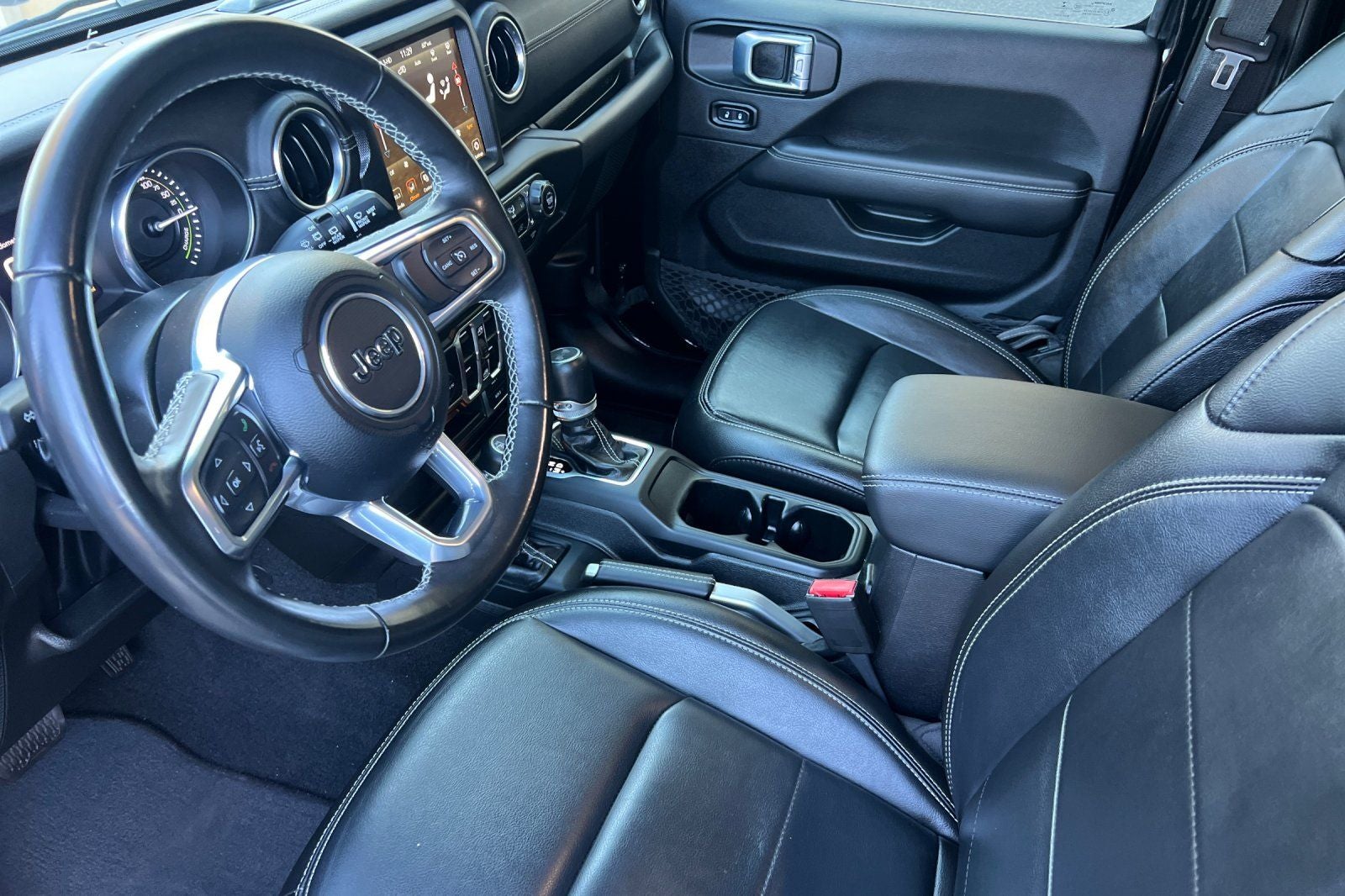 2022 Jeep Wrangler 4xe Unlimited Sahara 4x4