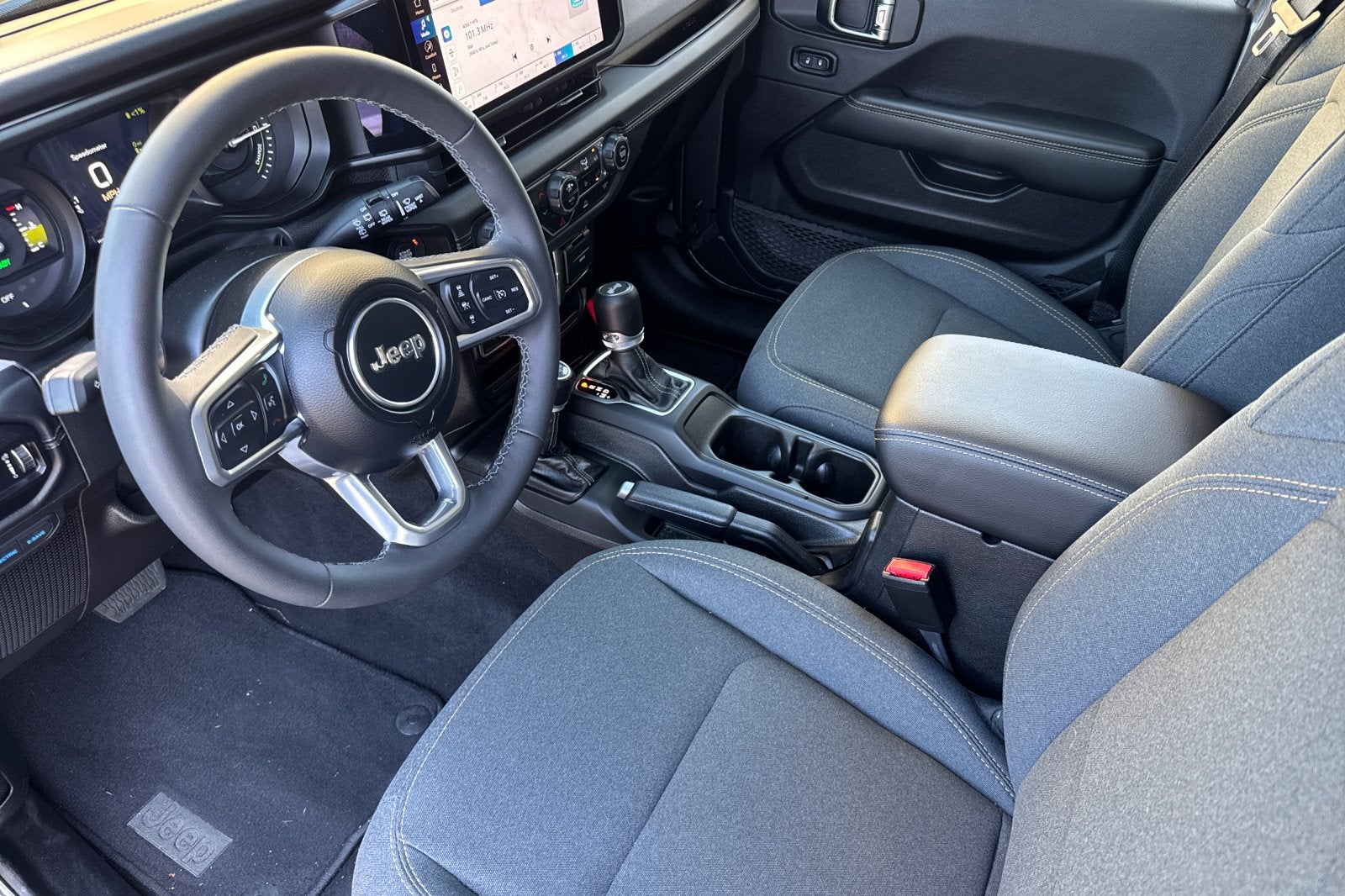 2025 Jeep Wrangler 4xe Sahara 4xe