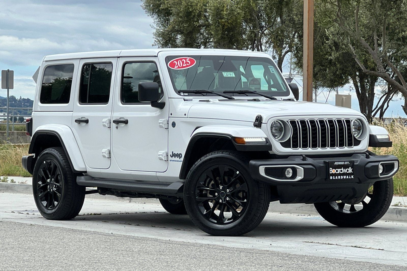 2025 Jeep Wrangler 4xe Sahara 4xe