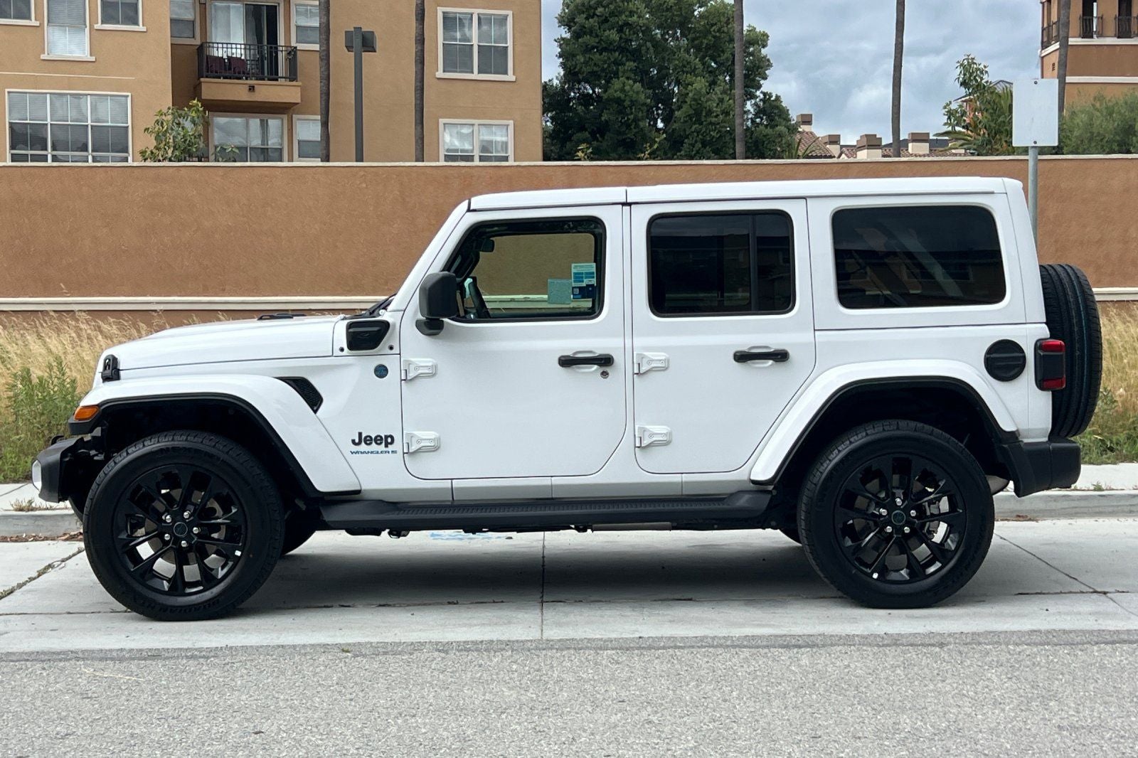 2025 Jeep Wrangler 4xe Sahara 4xe