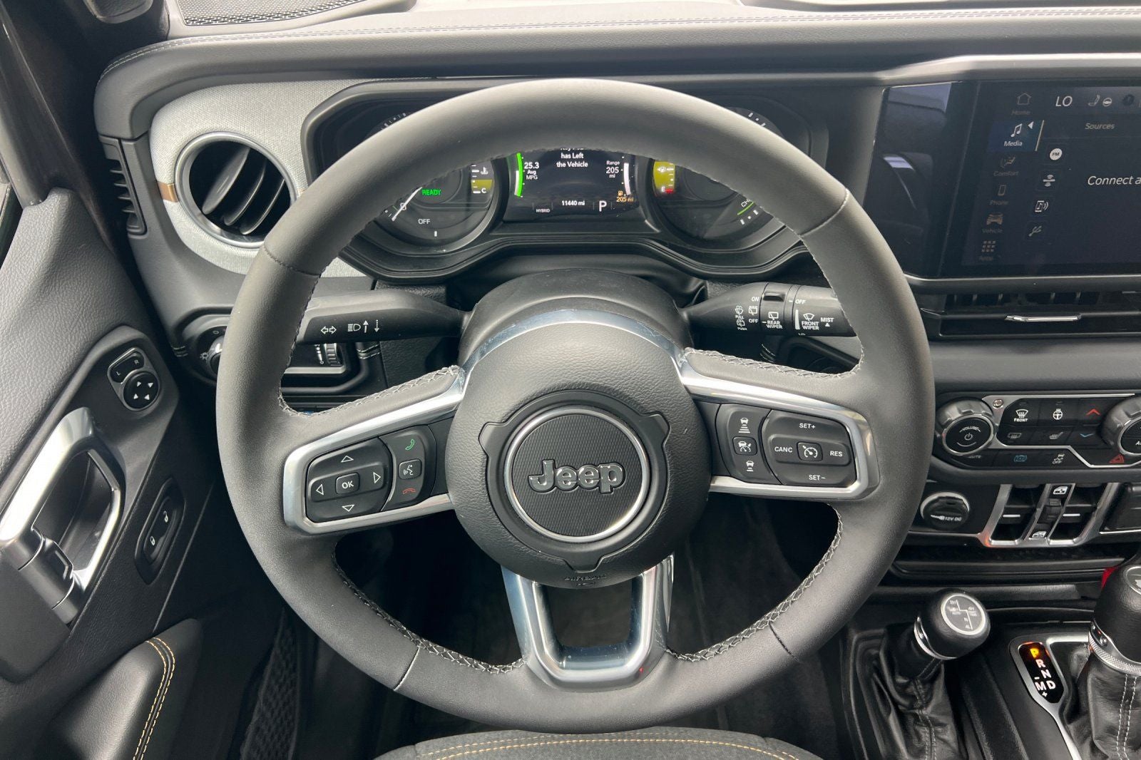 2025 Jeep Wrangler 4xe Sahara 4xe