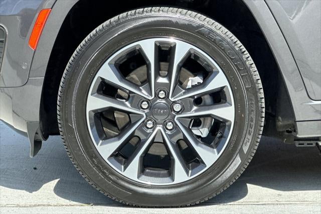 2023 Jeep Grand Cherokee 4xe Overland