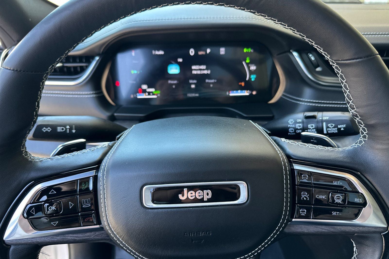 2023 Jeep Grand Cherokee 4xe Overland