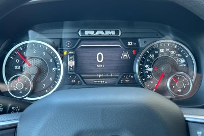 2026 RAM 1500 Express Crew Cab 4x4 5'7' Box
