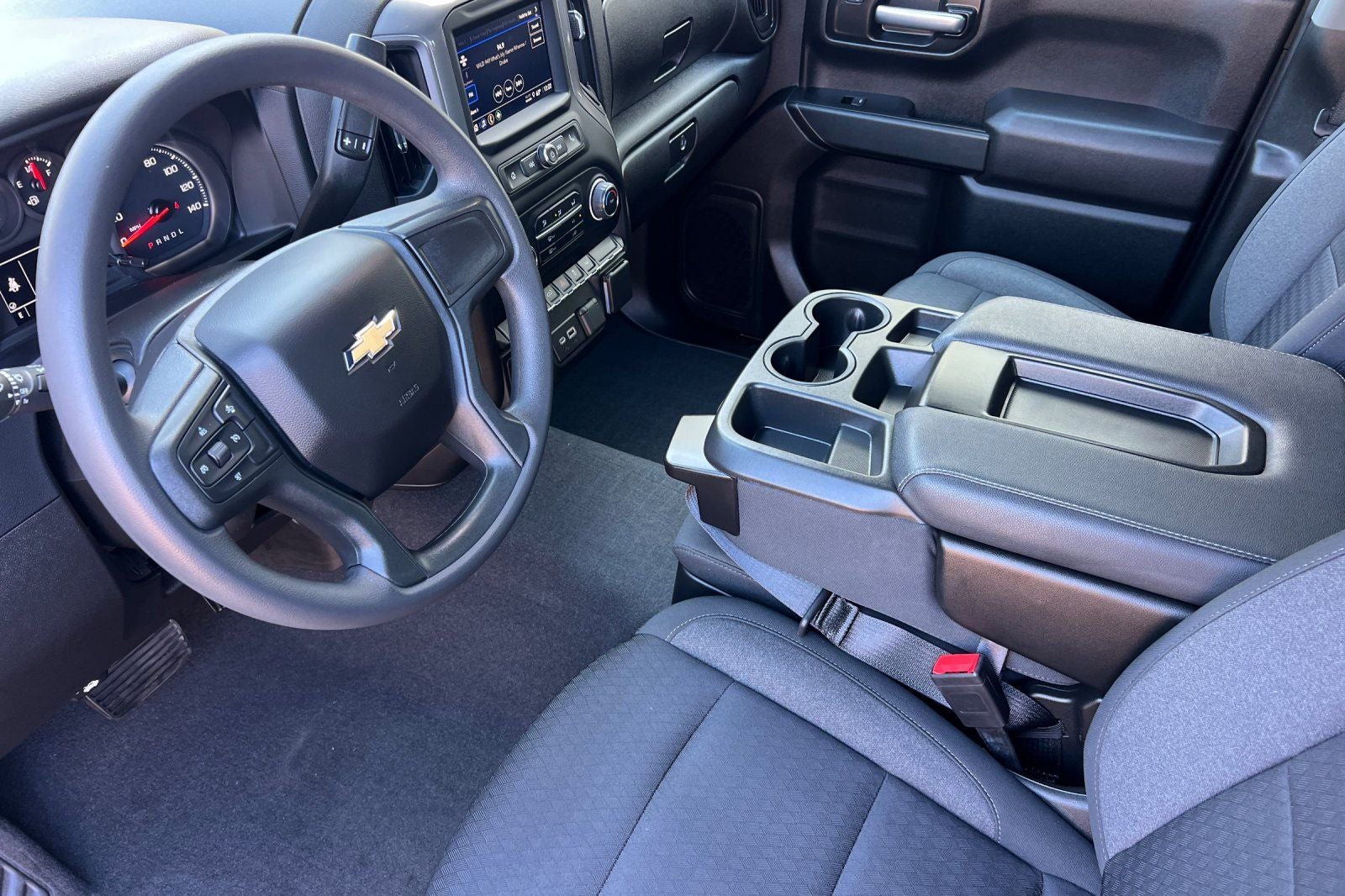 2022 Chevrolet Silverado 1500 2WD Crew Cab Short Bed Custom
