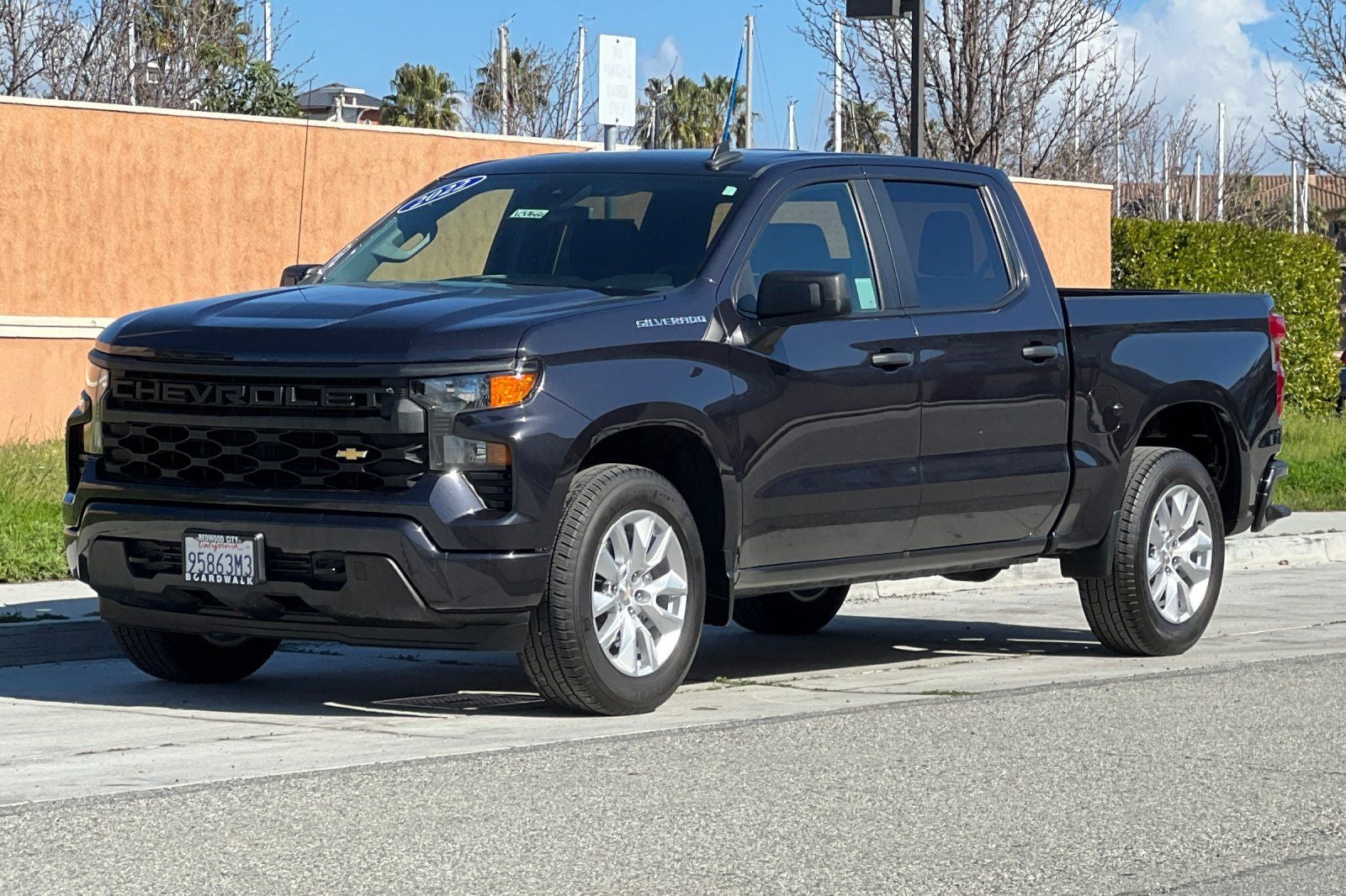 2022 Chevrolet Silverado 1500 2WD Crew Cab Short Bed Custom