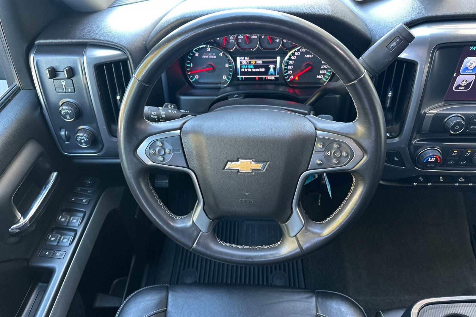 2017 Chevrolet Silverado 1500 2LT