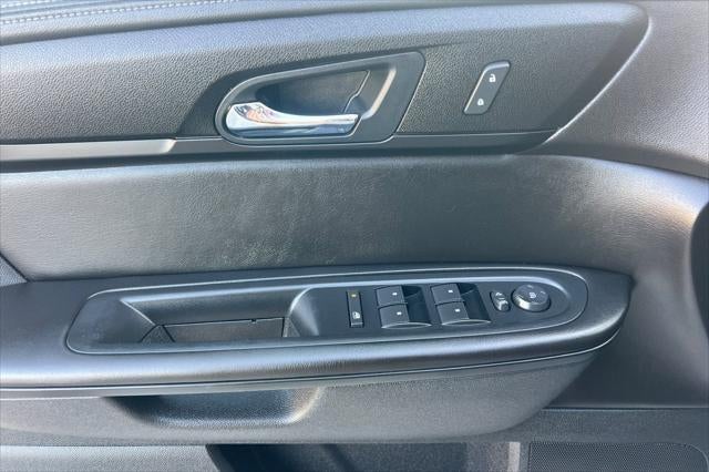 2017 Chevrolet Traverse 2LT