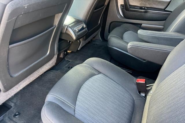 2017 Chevrolet Traverse 2LT