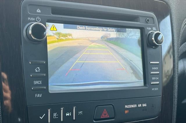 2017 Chevrolet Traverse 2LT