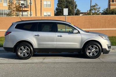 2017 Chevrolet Traverse 2LT