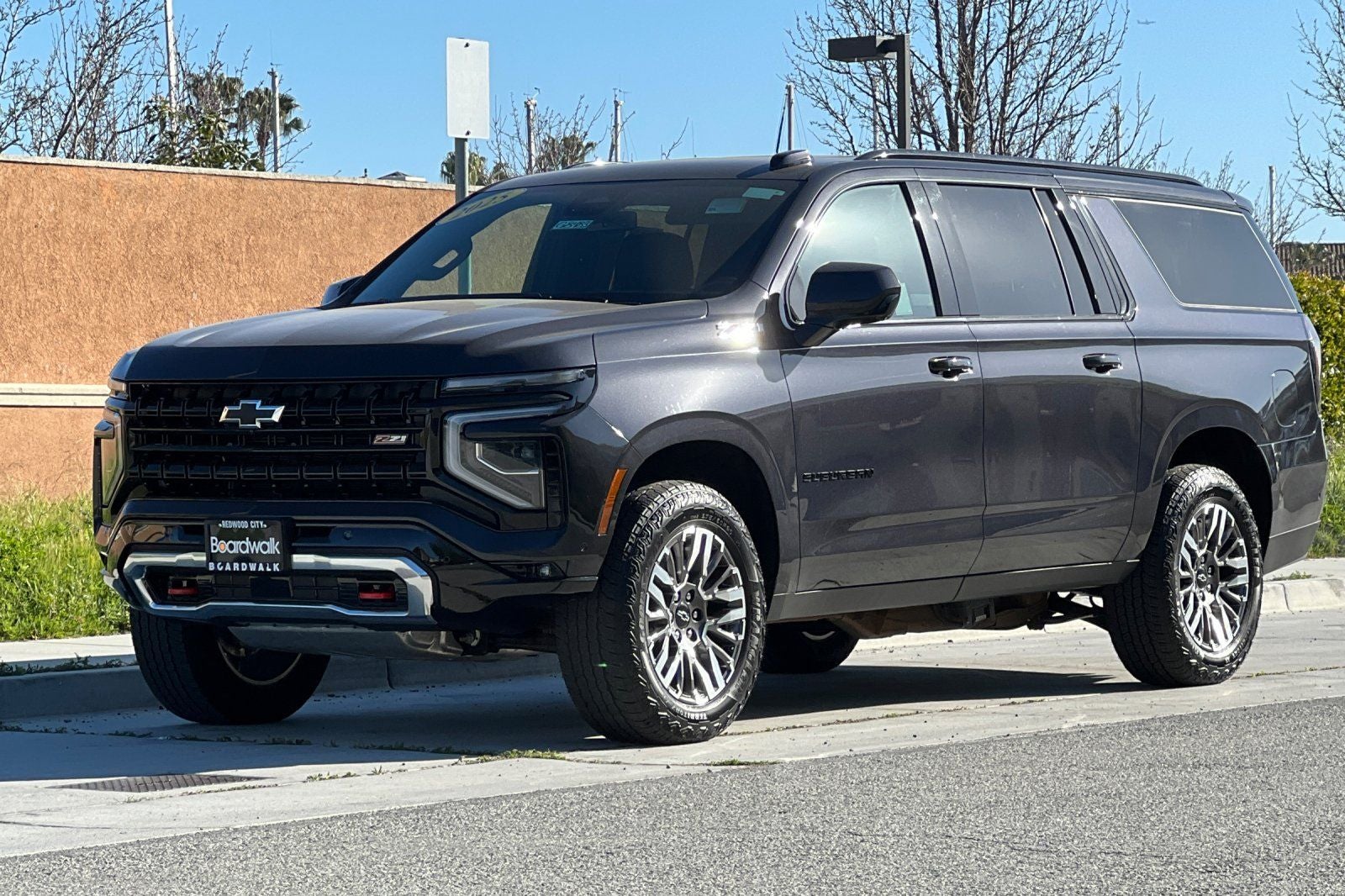 2025 Chevrolet Suburban Z71