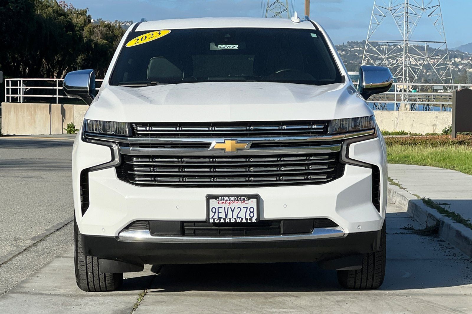 2023 Chevrolet Suburban 4WD Premier