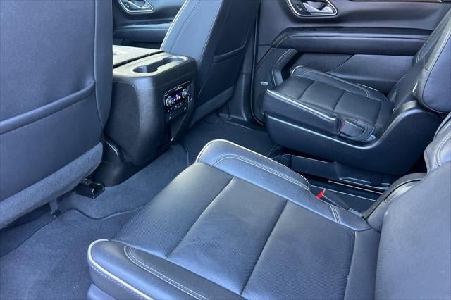 2023 Chevrolet Suburban 4WD Premier