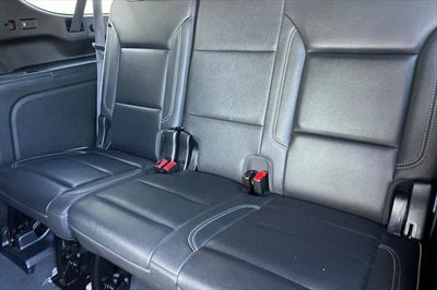 2023 Chevrolet Suburban 4WD Premier